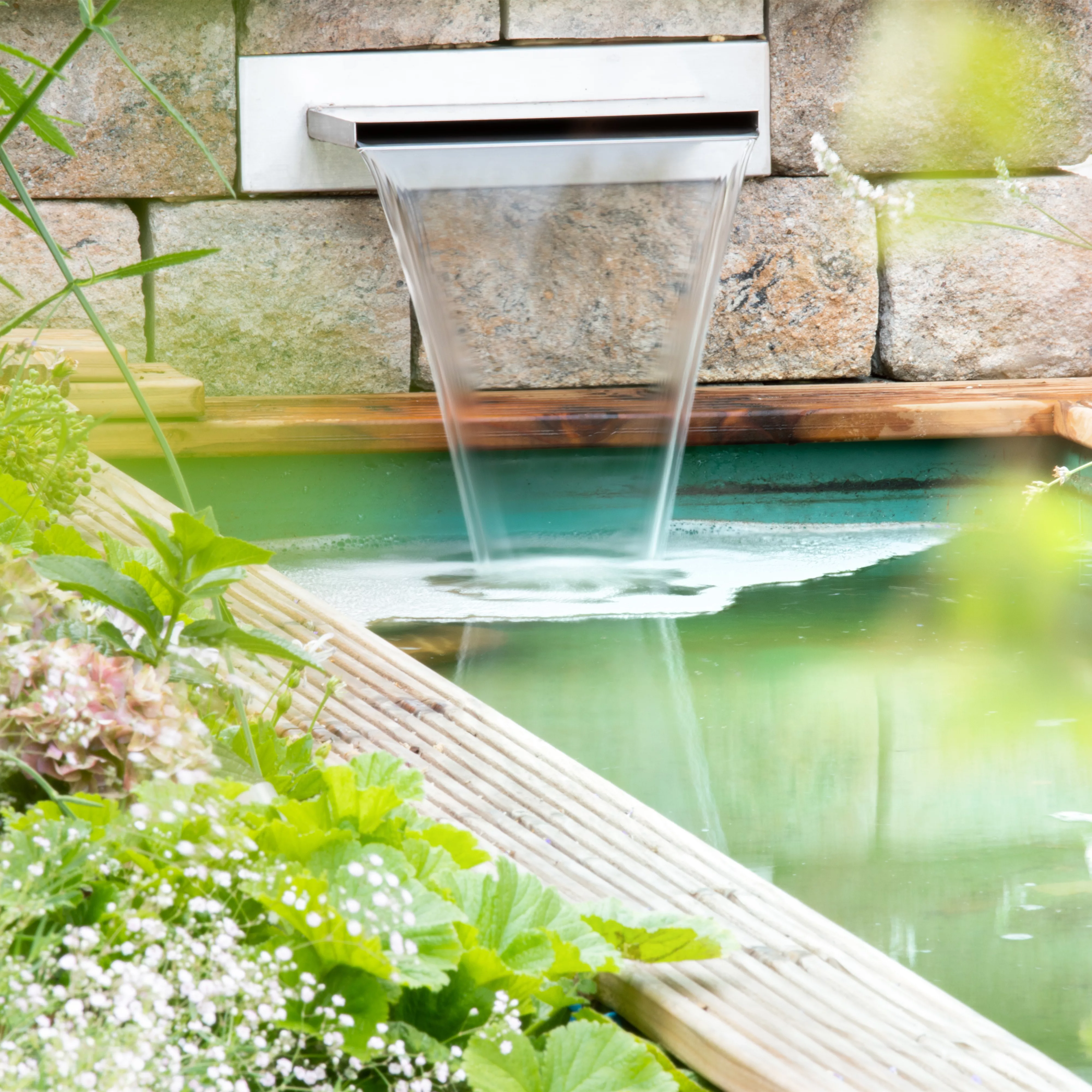 Wasserspiele im Garten – die beste Abkühlung im Sommer